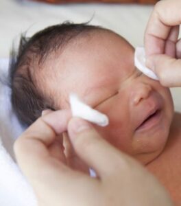 Уход за новорожденным ребенком: основные правила и рекомендации специалистов
