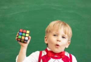интерес к кубику рубика у ребенка