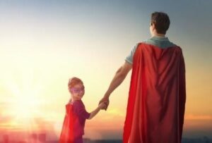 ребенок и отец супермены